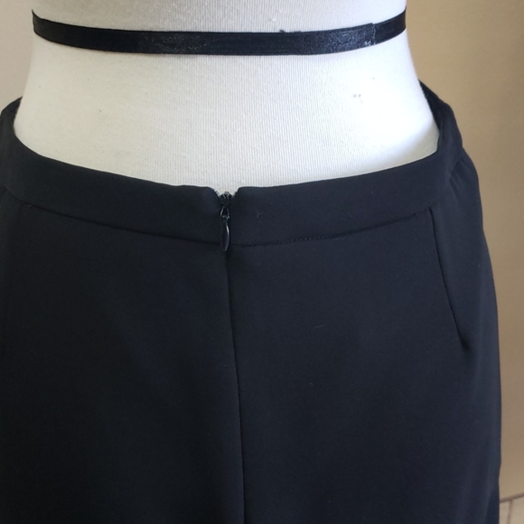 Armani Skirt - Picture 5 of 8